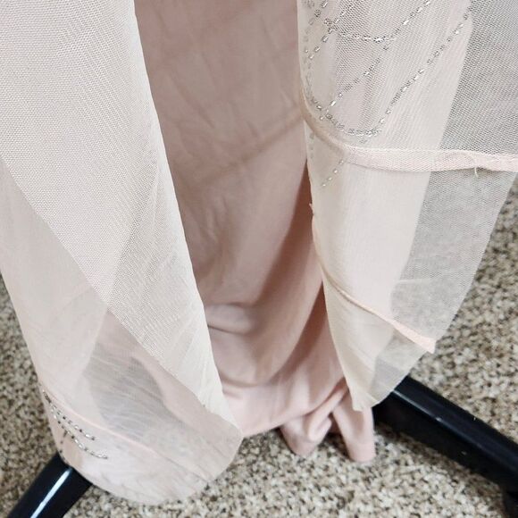 Jump Apparel Beaded Gown Pink Size 3/4 NWT Cut# 27988 - Picture 4 of 16